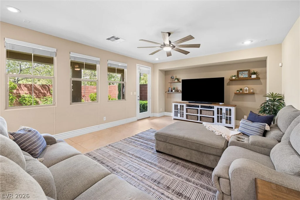 5583 Fairmeade, Las Vegas, NV 89135