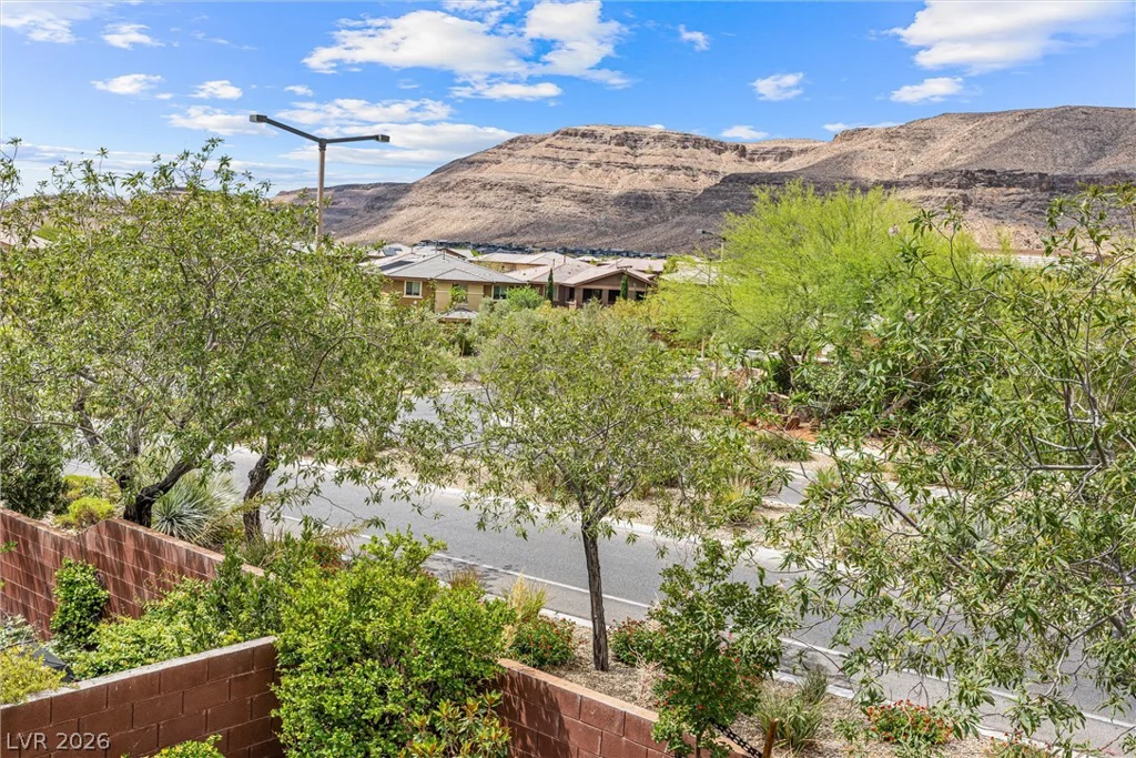 5583 Fairmeade, Las Vegas, NV 89135