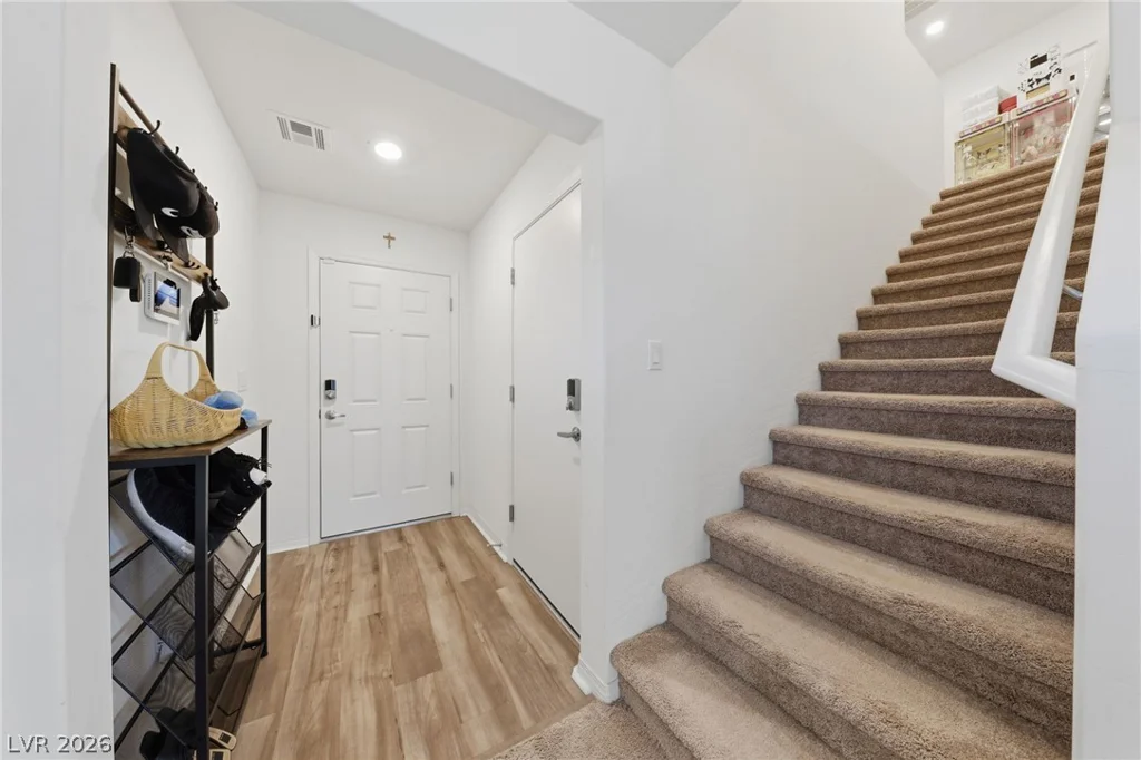 2241 Langmore, Las Vegas, NV 89115