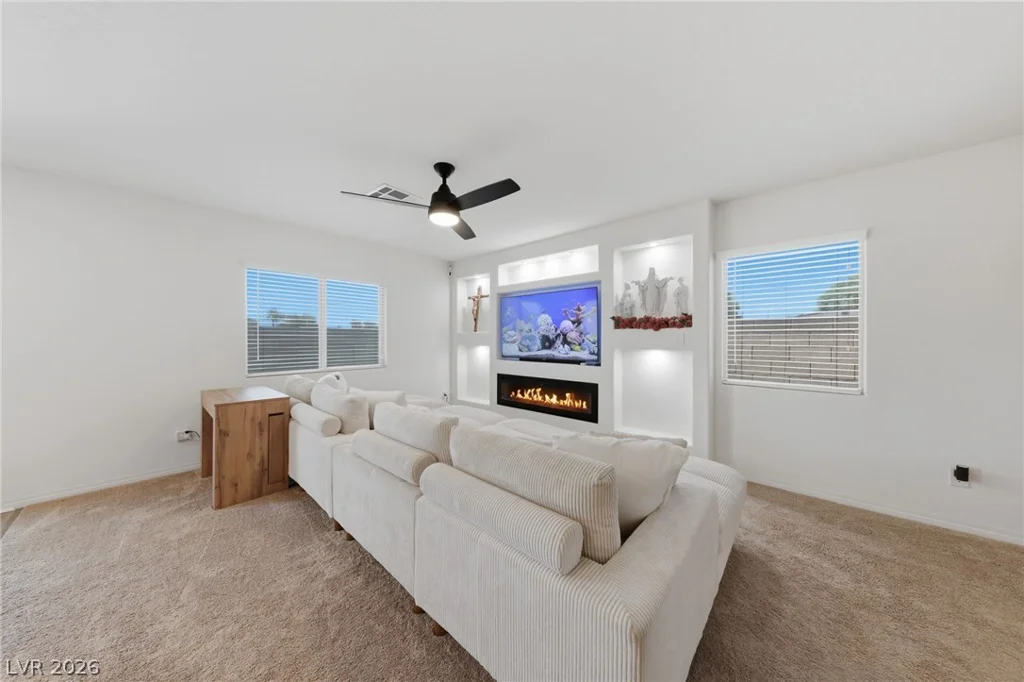 2241 Langmore, Las Vegas, NV 89115