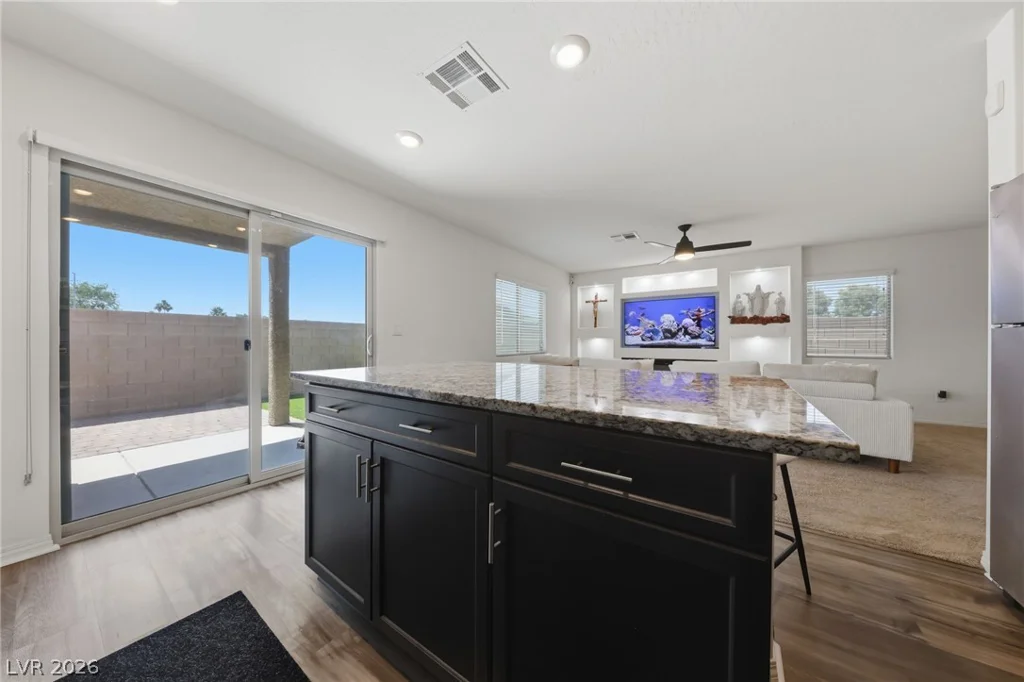 2241 Langmore, Las Vegas, NV 89115