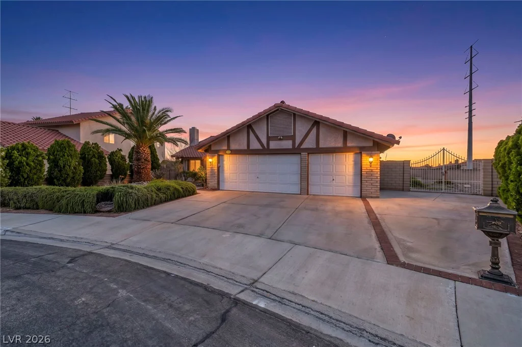 1605 Brocado, Las Vegas, NV 89117