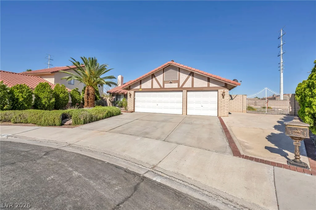 1605 Brocado, Las Vegas, NV 89117