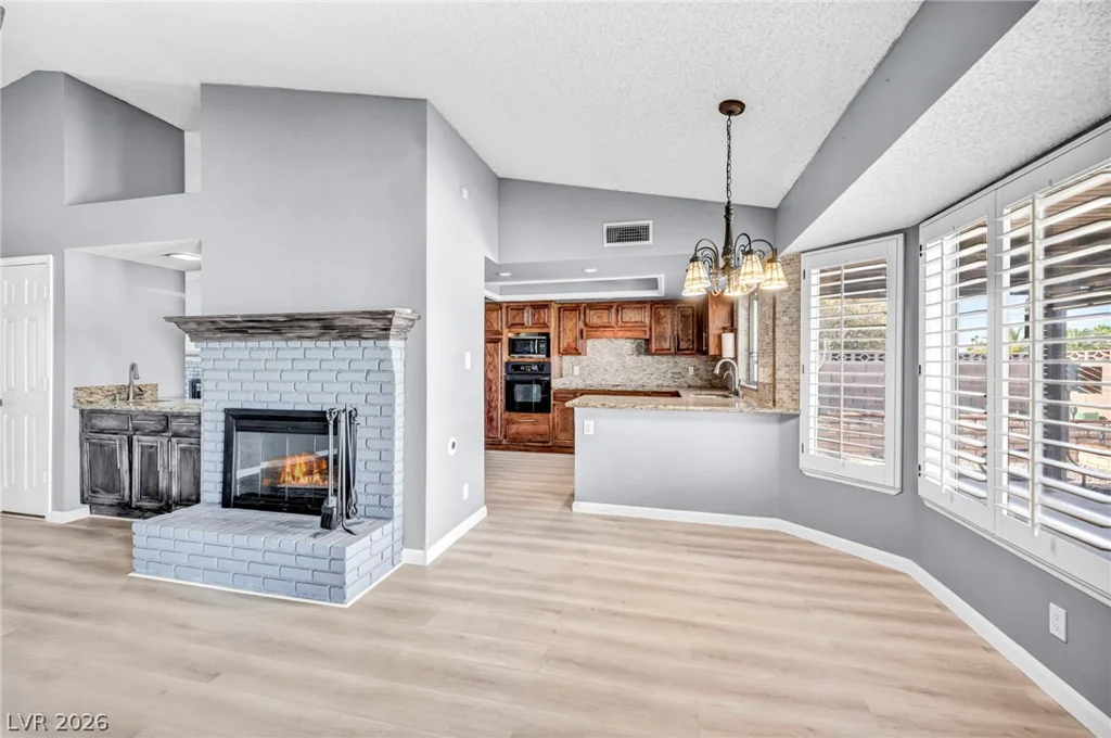 1605 Brocado, Las Vegas, NV 89117