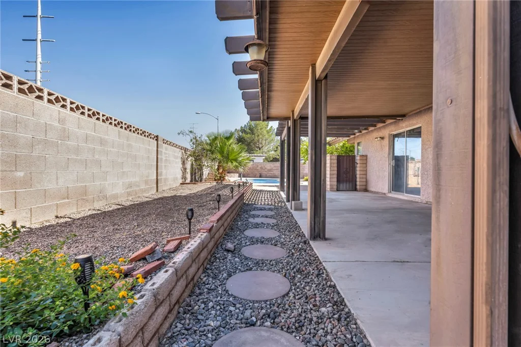 1605 Brocado, Las Vegas, NV 89117