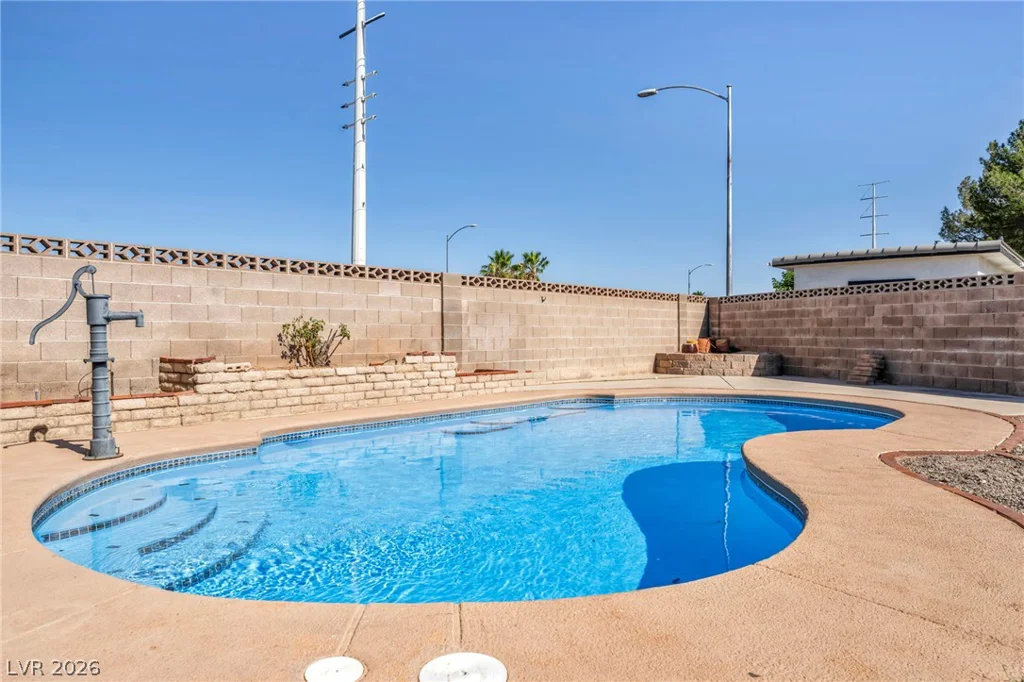 1605 Brocado, Las Vegas, NV 89117