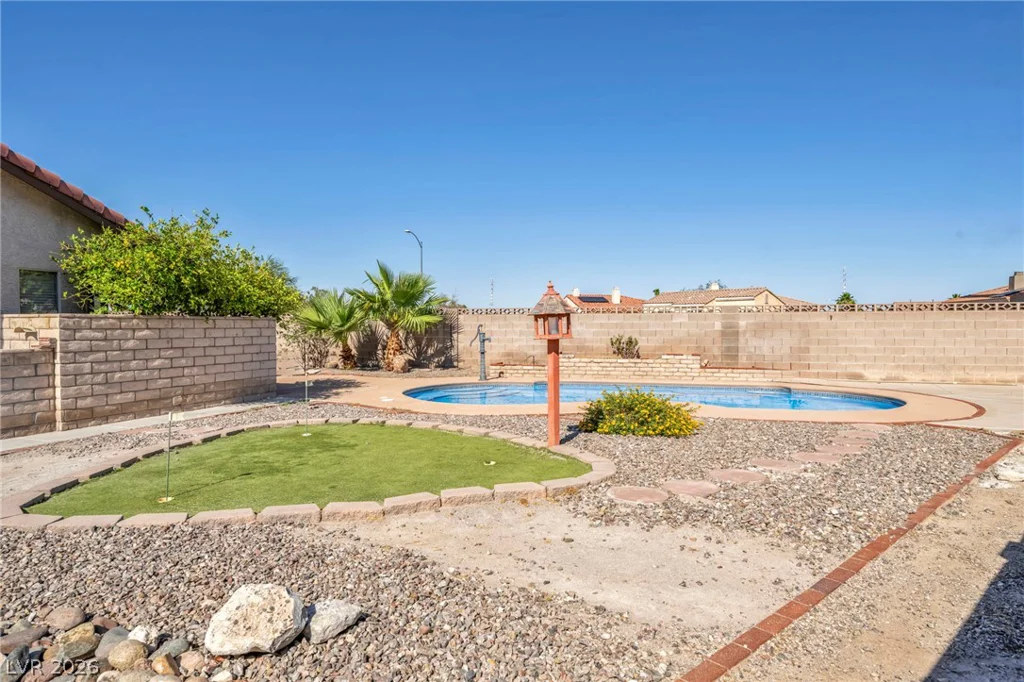 1605 Brocado, Las Vegas, NV 89117