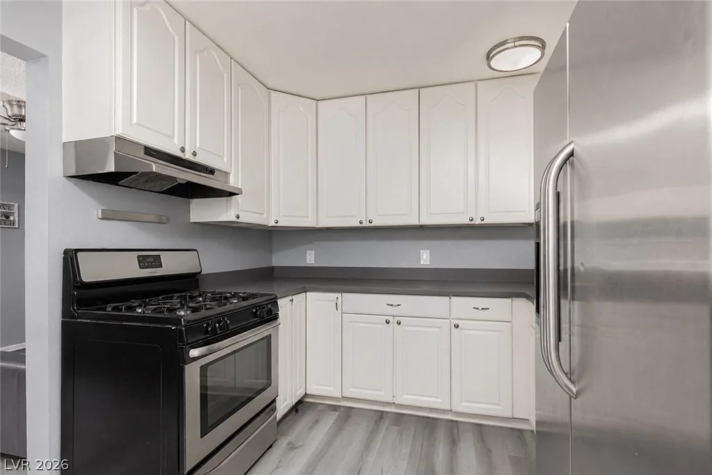 111 Ivy, Henderson, NV 89015