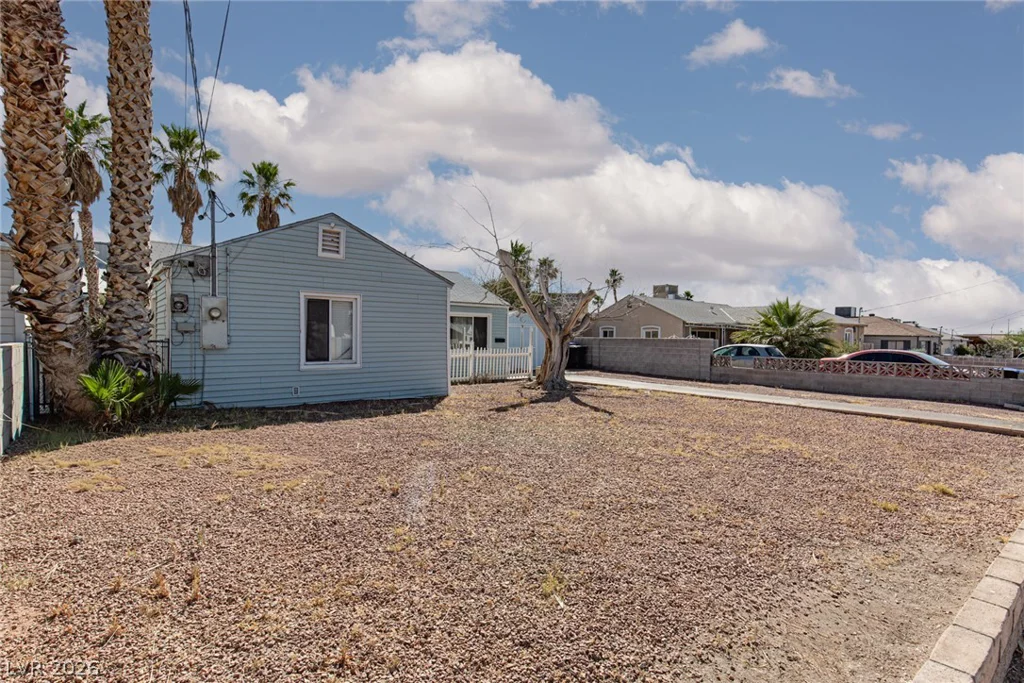 111 Ivy, Henderson, NV 89015