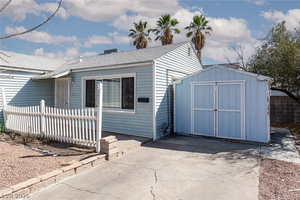 111 Ivy, Henderson, NV 89015