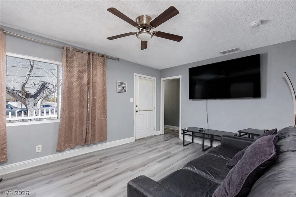 111 Ivy, Henderson, NV 89015