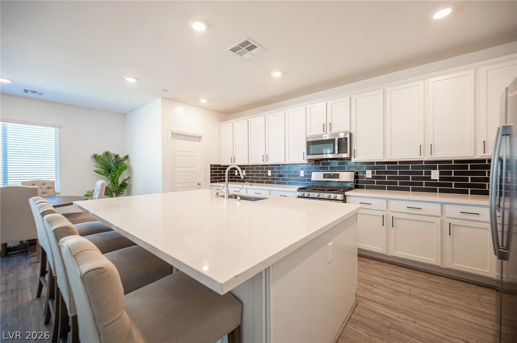 9804 Abel Cliff, Las Vegas, NV 89143