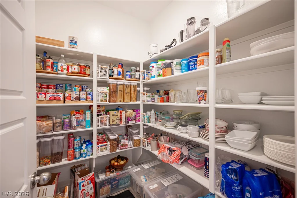 9804 Abel Cliff, Las Vegas, NV 89143