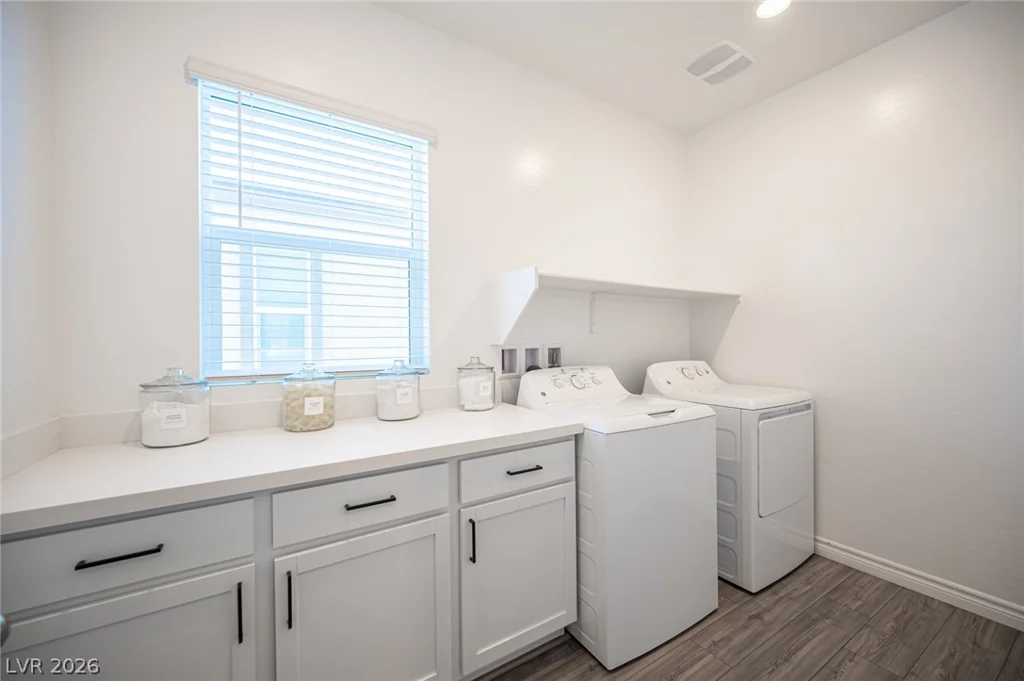 9804 Abel Cliff, Las Vegas, NV 89143
