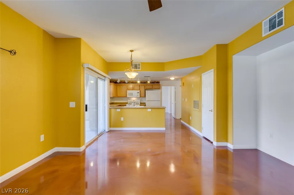 3822 Ormond Beach, Las Vegas, NV 89129