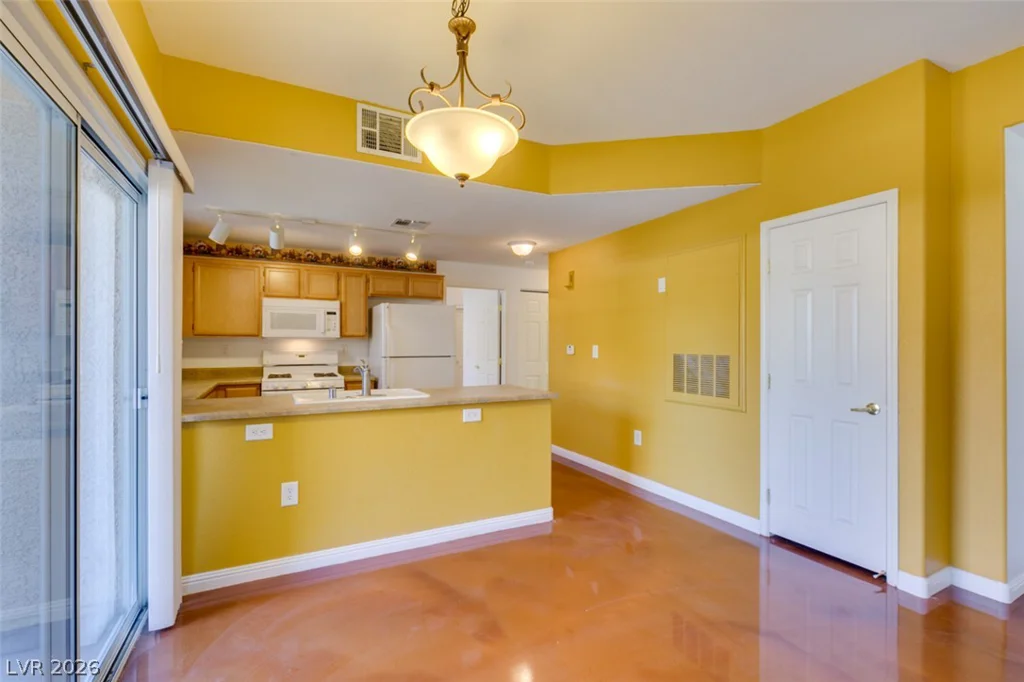 3822 Ormond Beach, Las Vegas, NV 89129