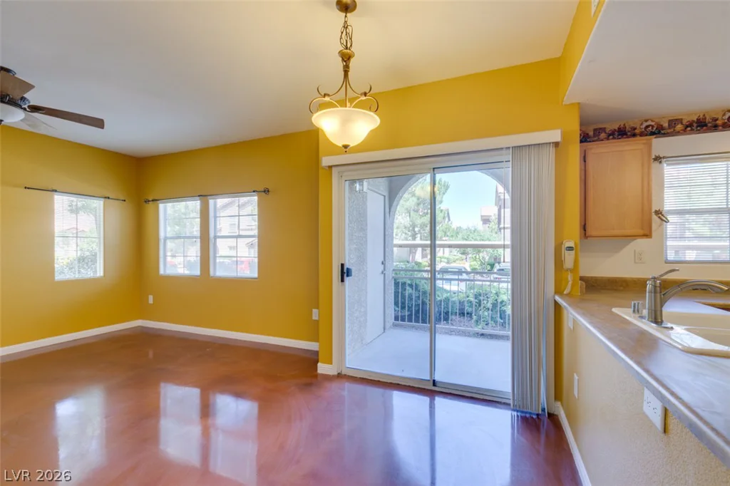 3822 Ormond Beach, Las Vegas, NV 89129