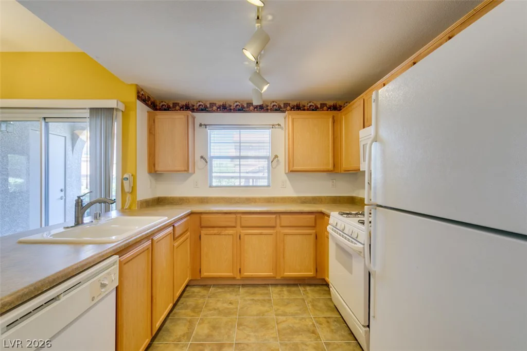 3822 Ormond Beach, Las Vegas, NV 89129