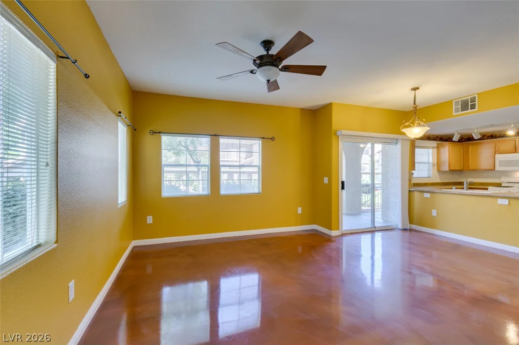 3822 Ormond Beach, Las Vegas, NV 89129