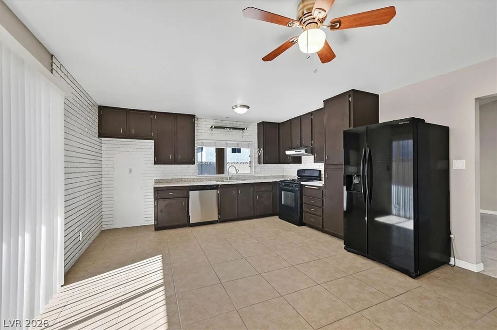 4120 Boston, Las Vegas, NV 89104
