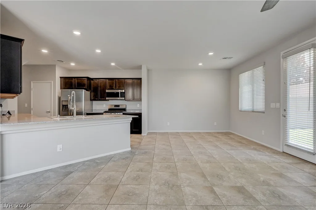 9307 Roadmaster, Las Vegas, NV 89178
