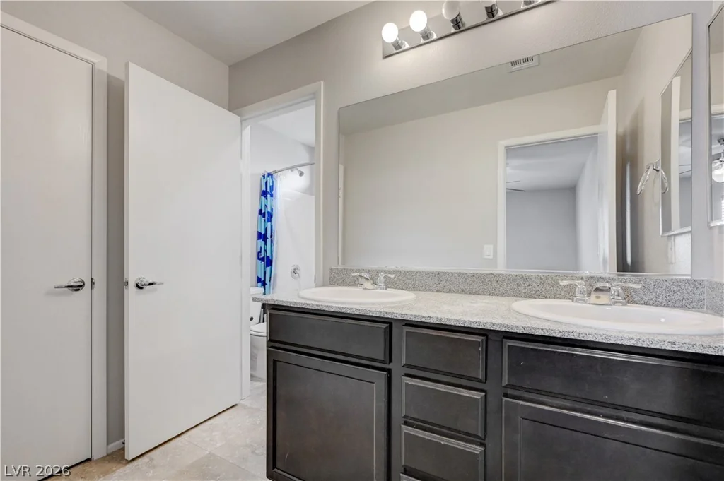9307 Roadmaster, Las Vegas, NV 89178