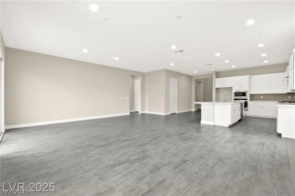 851 Klamath Springs, Henderson, NV 89011