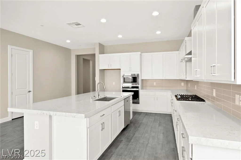 851 Klamath Springs, Henderson, NV 89011