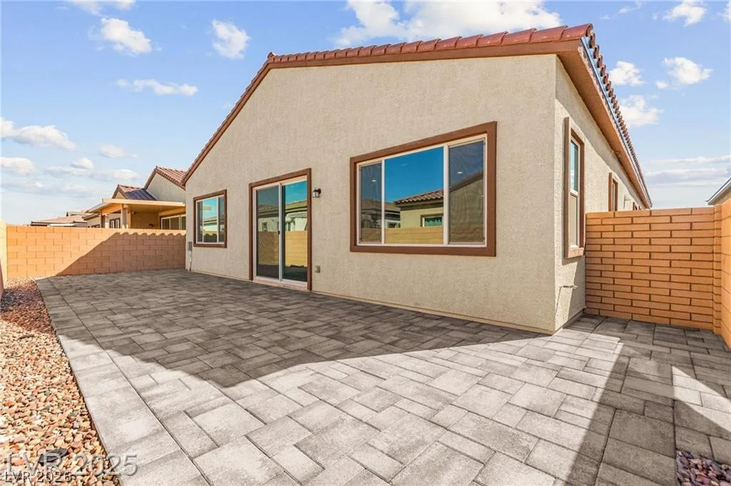 851 Klamath Springs, Henderson, NV 89011