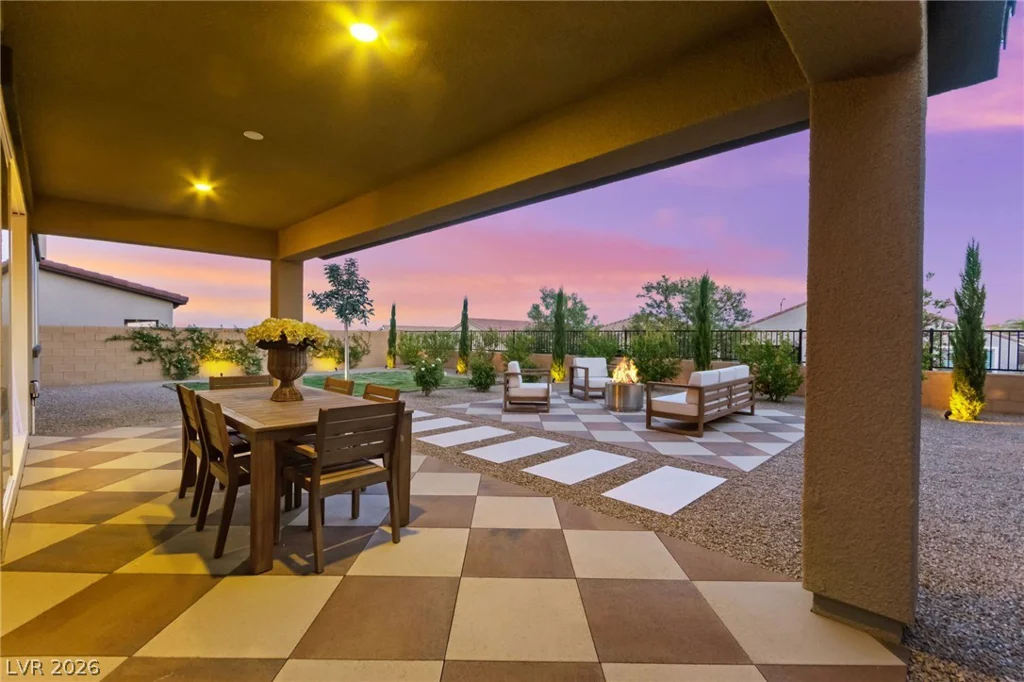 10447 Vanhoy Crest, Las Vegas, NV 89166