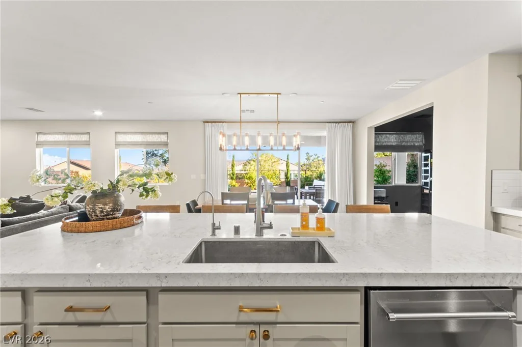10447 Vanhoy Crest, Las Vegas, NV 89166