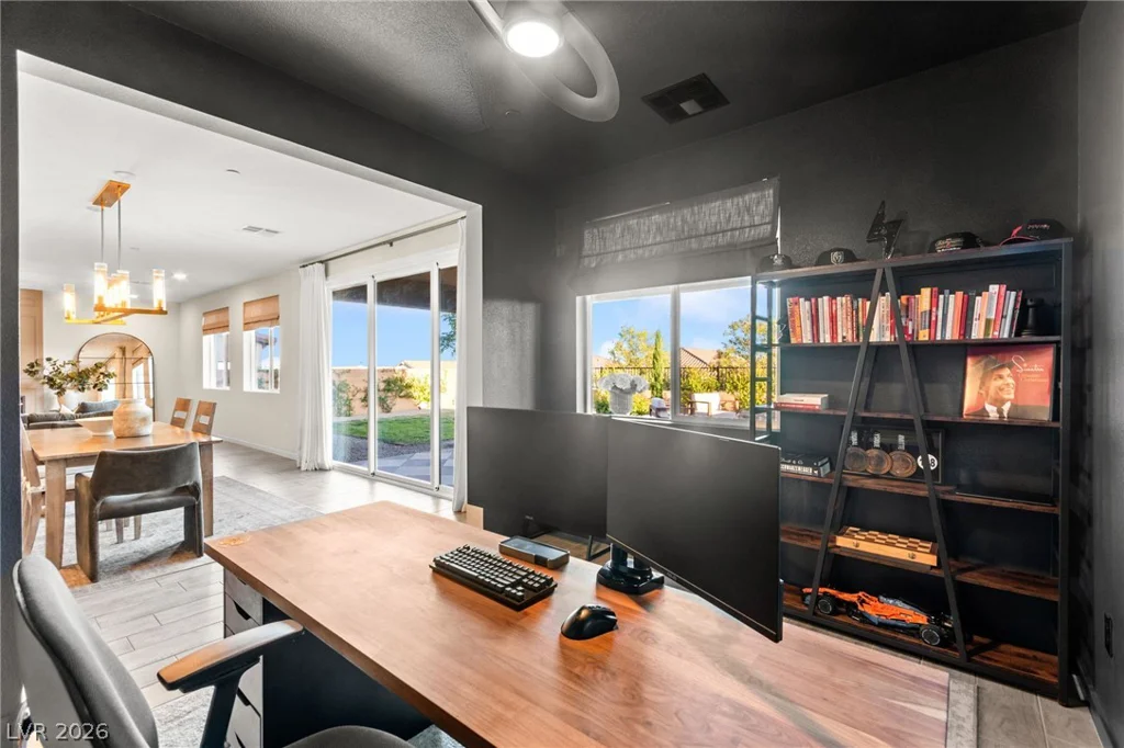 10447 Vanhoy Crest, Las Vegas, NV 89166