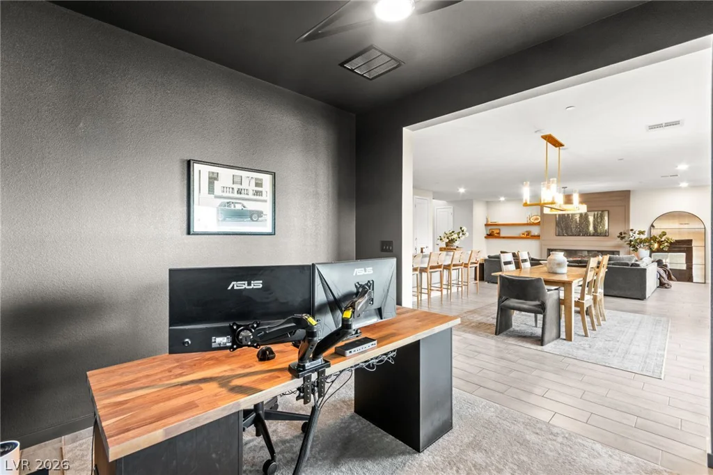 10447 Vanhoy Crest, Las Vegas, NV 89166