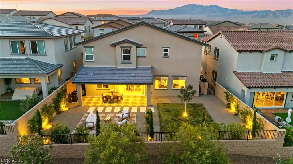 10447 Vanhoy Crest, Las Vegas, NV 89166