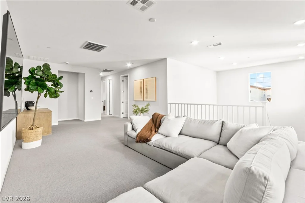 10447 Vanhoy Crest, Las Vegas, NV 89166