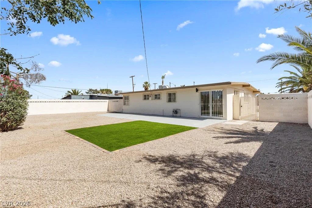 1612 Palora, Las Vegas, NV 89169