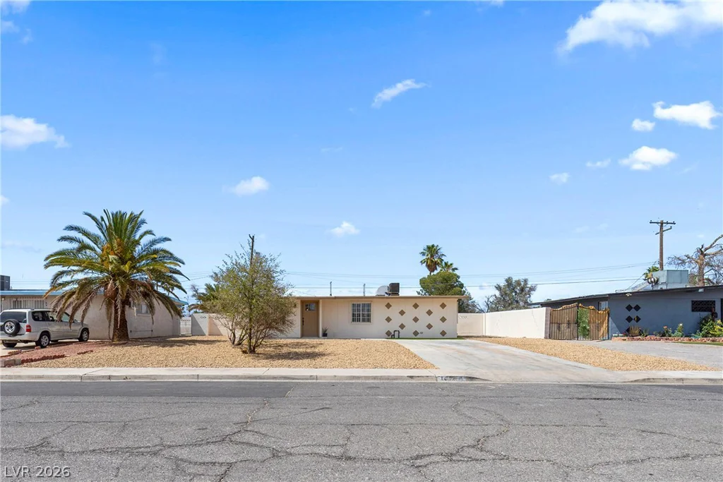1612 Palora, Las Vegas, NV 89169