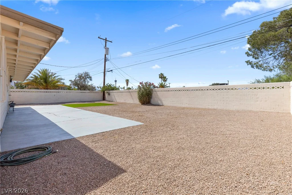 1612 Palora, Las Vegas, NV 89169