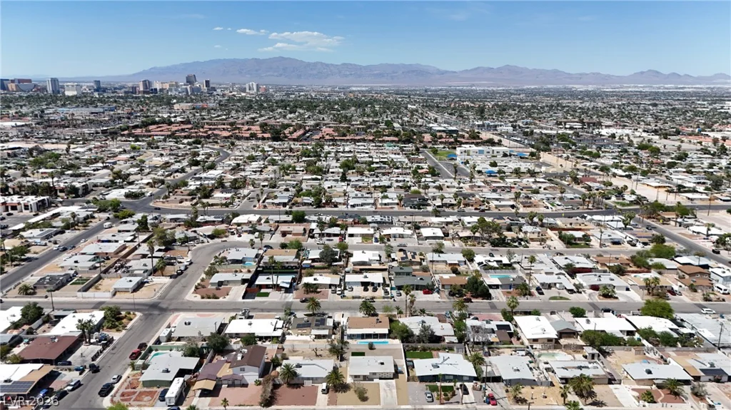 1612 Palora, Las Vegas, NV 89169