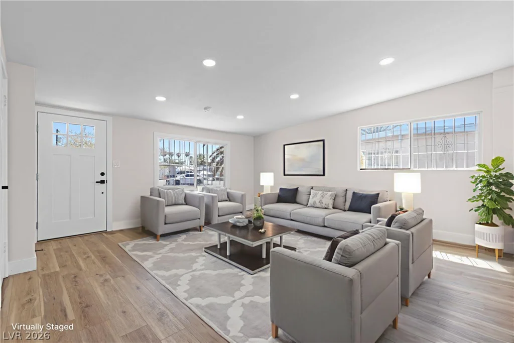 1612 Palora, Las Vegas, NV 89169