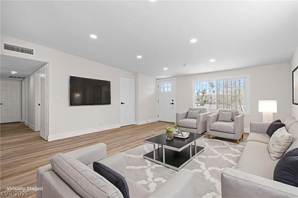 1612 Palora, Las Vegas, NV 89169
