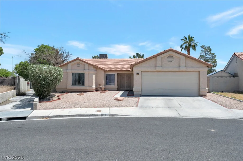 2916 Drury, Las Vegas, NV 89108