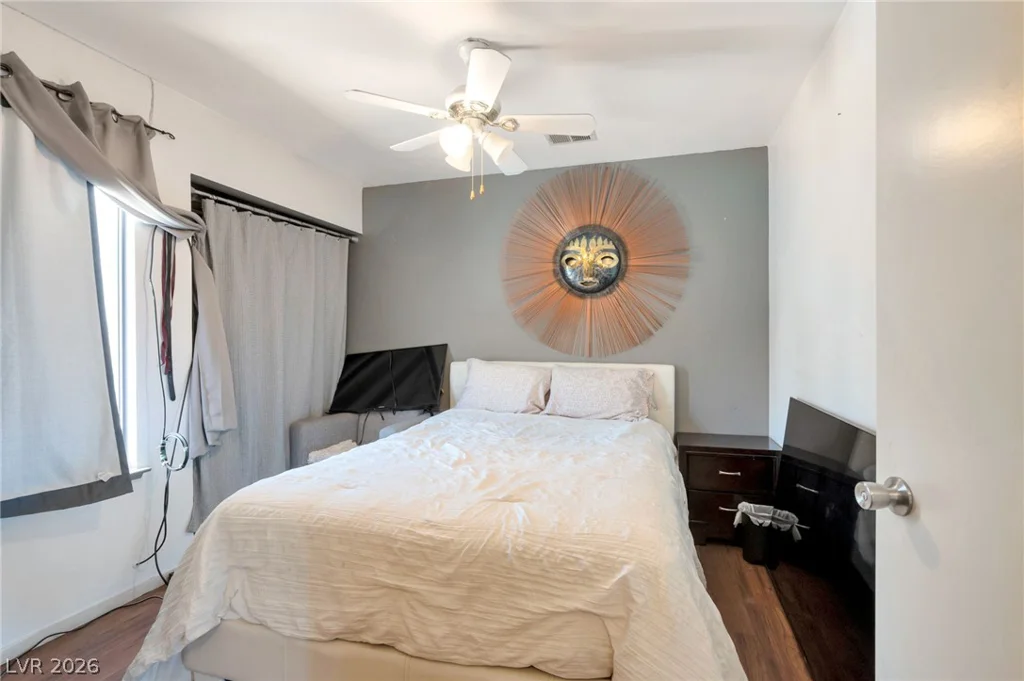 2916 Drury, Las Vegas, NV 89108