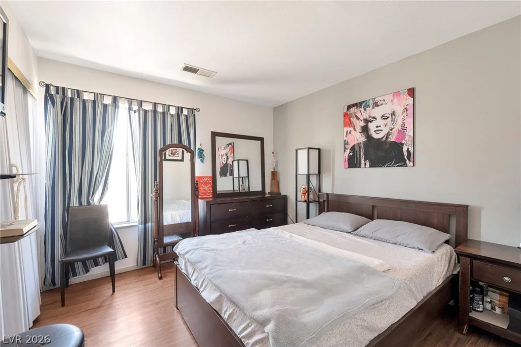 2916 Drury, Las Vegas, NV 89108