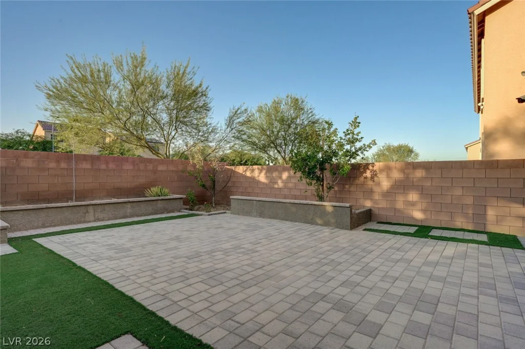 5952 Brimstone Hill, Las Vegas, NV 89141