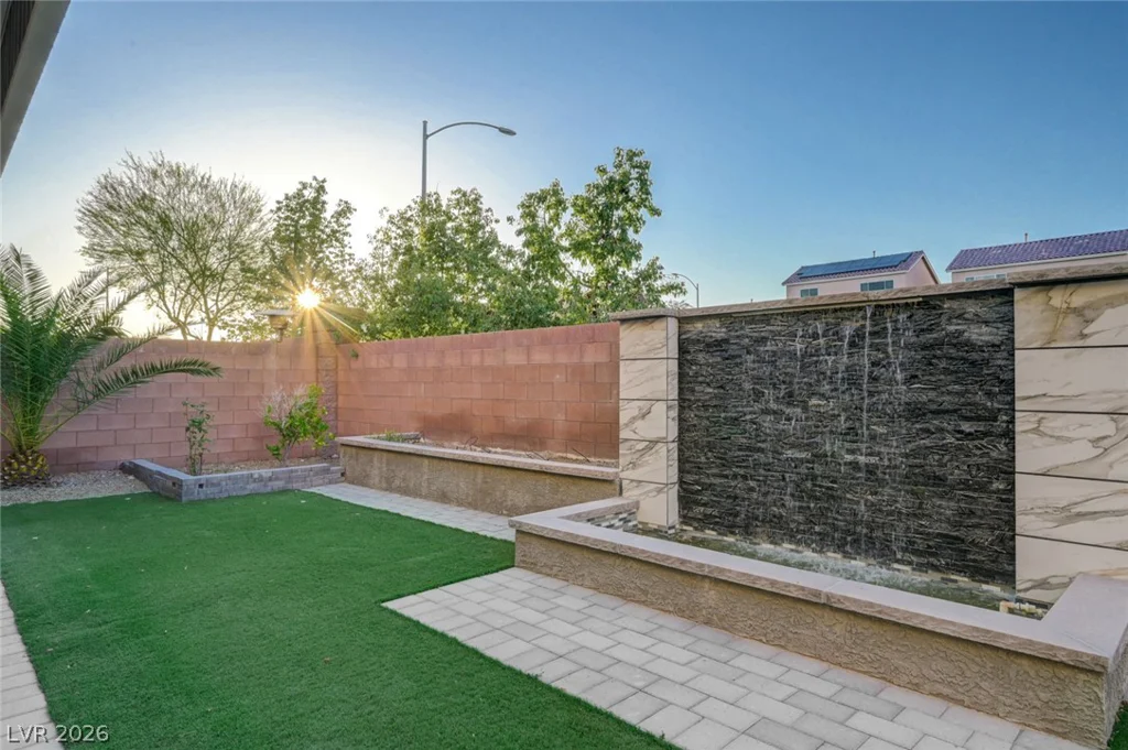 5952 Brimstone Hill, Las Vegas, NV 89141