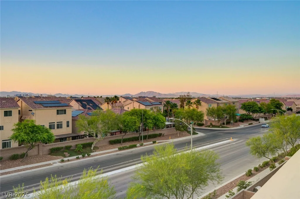 5952 Brimstone Hill, Las Vegas, NV 89141
