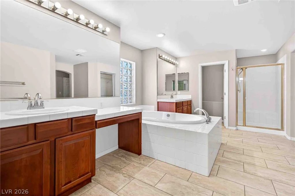 1464 European, Henderson, NV 89052