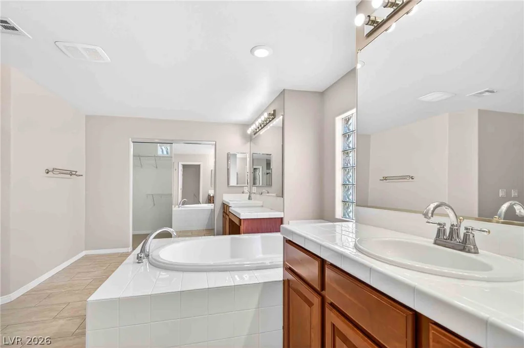 1464 European, Henderson, NV 89052