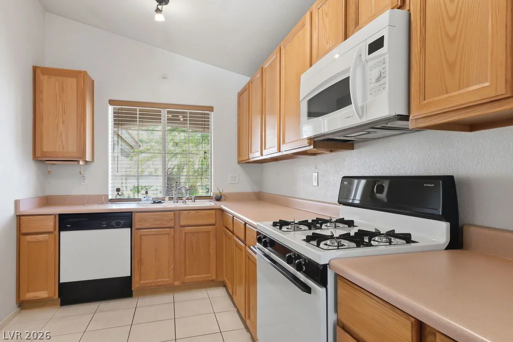2121 Sunset Vista, Henderson, NV 89052